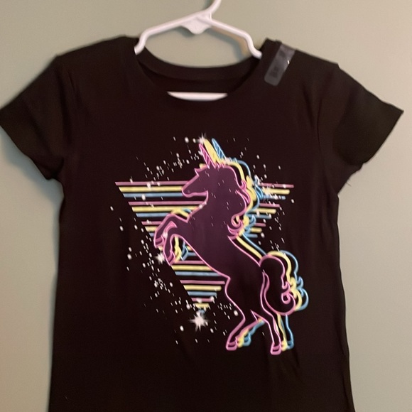 The Children Place Tee with UNICORN graphic design at front. Black, size XS (4). - Picture 16 of 17